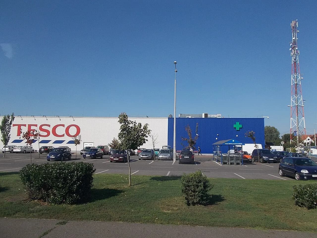Érvényes vagyonőri igazolvánnyal rendelkező kollégát keresünk Tesco áruházakba:
